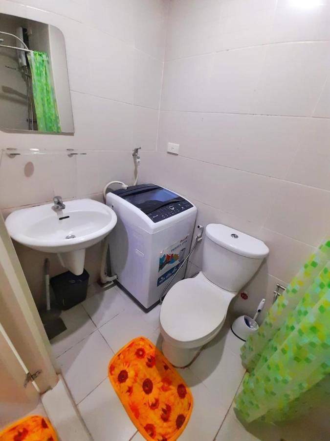 D&G Affordable Staycation Airbnb Ph Makati City Екстер'єр фото